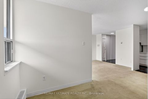 Photo 4 at 1003 - 15 TORRANCE Road, Eglinton East, Toronto