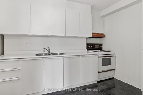 Photo 10 at 1003 - 15 TORRANCE Road, Eglinton East, Toronto