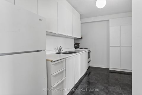 Photo 11 at 1003 - 15 TORRANCE Road, Eglinton East, Toronto