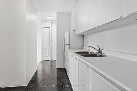 Photo 12 at 1003 - 15 TORRANCE Road, Eglinton East, Toronto
