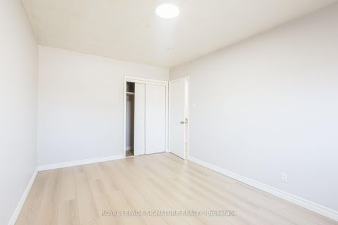 Photo 14 at 14 Benadair Court, Woburn, Toronto