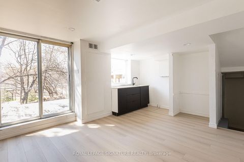 Photo 25 at 14 Benadair Court, Woburn, Toronto