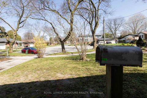 Photo 36 at 14 Benadair Court, Woburn, Toronto