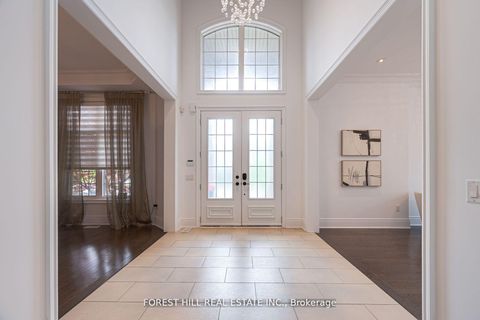 Photo 2 at 101 Glenheron Crescent, Patterson, Vaughan