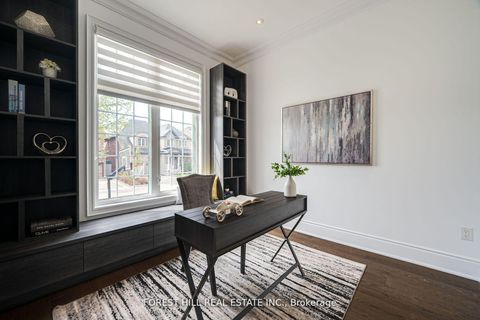 Photo 5 at 101 Glenheron Crescent, Patterson, Vaughan