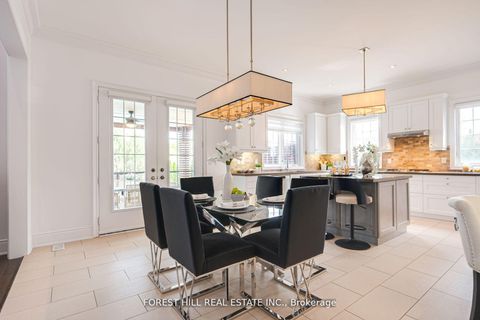 Photo 9 at 101 Glenheron Crescent, Patterson, Vaughan