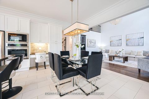 Photo 10 at 101 Glenheron Crescent, Patterson, Vaughan