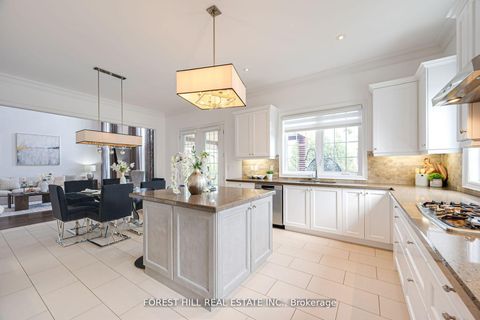 Photo 13 at 101 Glenheron Crescent, Patterson, Vaughan