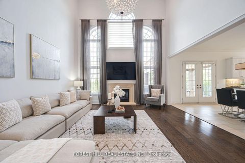 Photo 17 at 101 Glenheron Crescent, Patterson, Vaughan