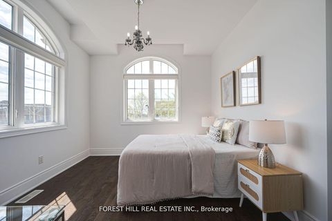 Photo 30 at 101 Glenheron Crescent, Patterson, Vaughan