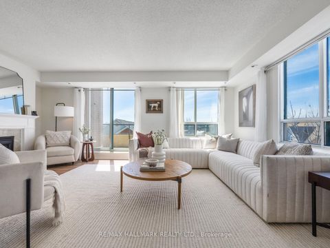 Photo 5 at 403 - 1797 Queen Street E, The Beaches, Toronto