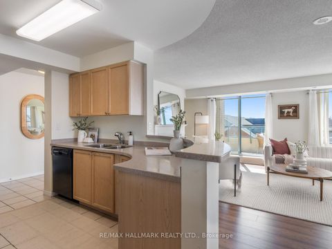 Photo 15 at 403 - 1797 Queen Street E, The Beaches, Toronto