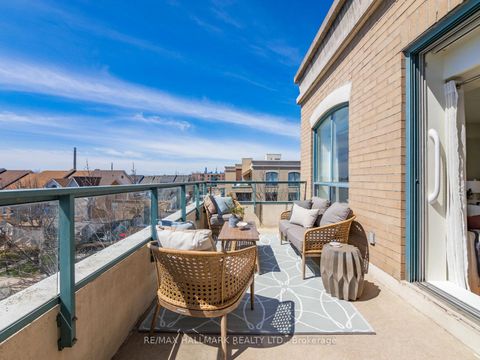 Photo 27 at 403 - 1797 Queen Street E, The Beaches, Toronto