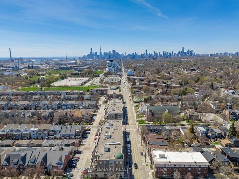 Photo 33 at 403 - 1797 Queen Street E, The Beaches, Toronto
