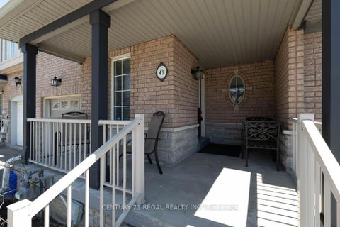 Photo 3 at 43 Waterton Crescent, Langstaff, Richmond Hill