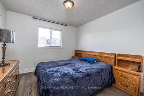 Photo 21 at 43 Waterton Crescent, Langstaff, Richmond Hill
