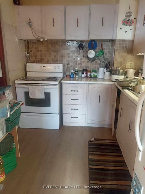 Photo 9 at 1406 - 10 Sunny Glenway, Flemingdon Park, Toronto