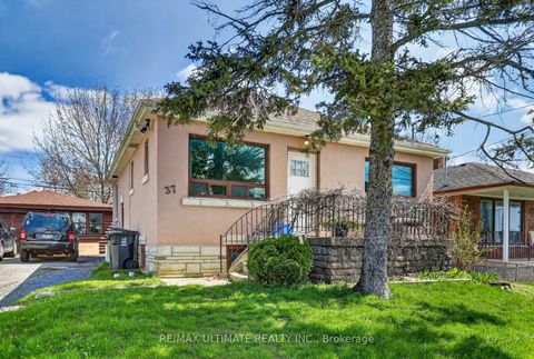 Photo 1 at 37 Bexhill Avenue, Birchmount, Toronto