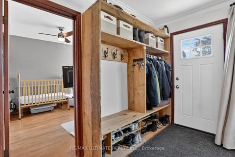 Photo 4 at 37 Bexhill Avenue, Birchmount, Toronto