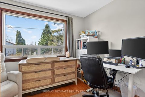 Photo 11 at 37 Bexhill Avenue, Birchmount, Toronto