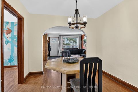 Photo 14 at 37 Bexhill Avenue, Birchmount, Toronto