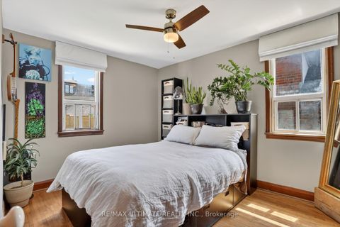 Photo 17 at 37 Bexhill Avenue, Birchmount, Toronto