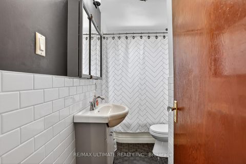 Photo 20 at 37 Bexhill Avenue, Birchmount, Toronto