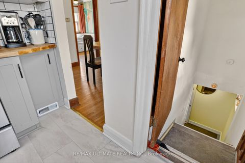 Photo 26 at 37 Bexhill Avenue, Birchmount, Toronto