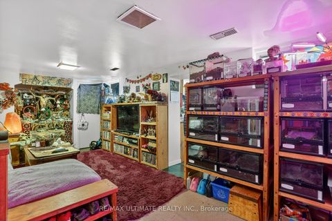Photo 28 at 37 Bexhill Avenue, Birchmount, Toronto