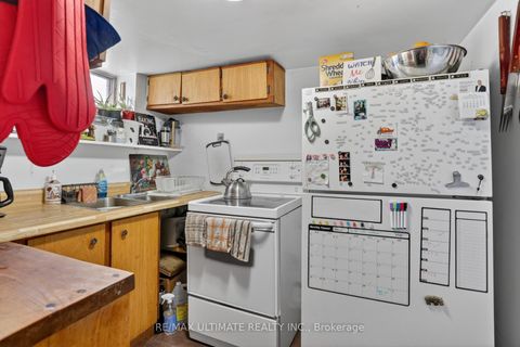 Photo 29 at 37 Bexhill Avenue, Birchmount, Toronto
