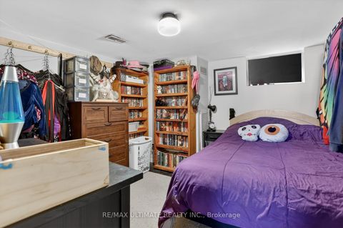 Photo 31 at 37 Bexhill Avenue, Birchmount, Toronto