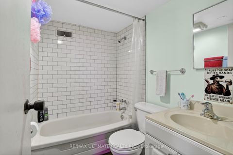 Photo 32 at 37 Bexhill Avenue, Birchmount, Toronto