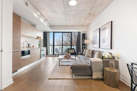 Photo 1 at 401 - 530 Indian Grove, Junction Area, Toronto