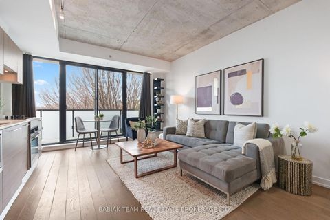 Photo 2 at 401 - 530 Indian Grove, Junction Area, Toronto