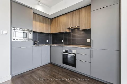 Photo 14 at 317 - 50 O'neil Road, Don Mills, Toronto