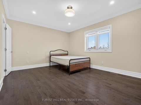Photo 24 at 114 Regent Road, CFB, Toronto
