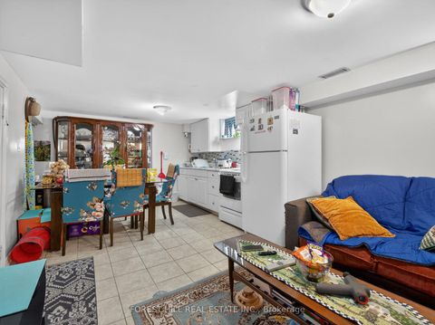 Photo 38 at 114 Regent Road, CFB, Toronto