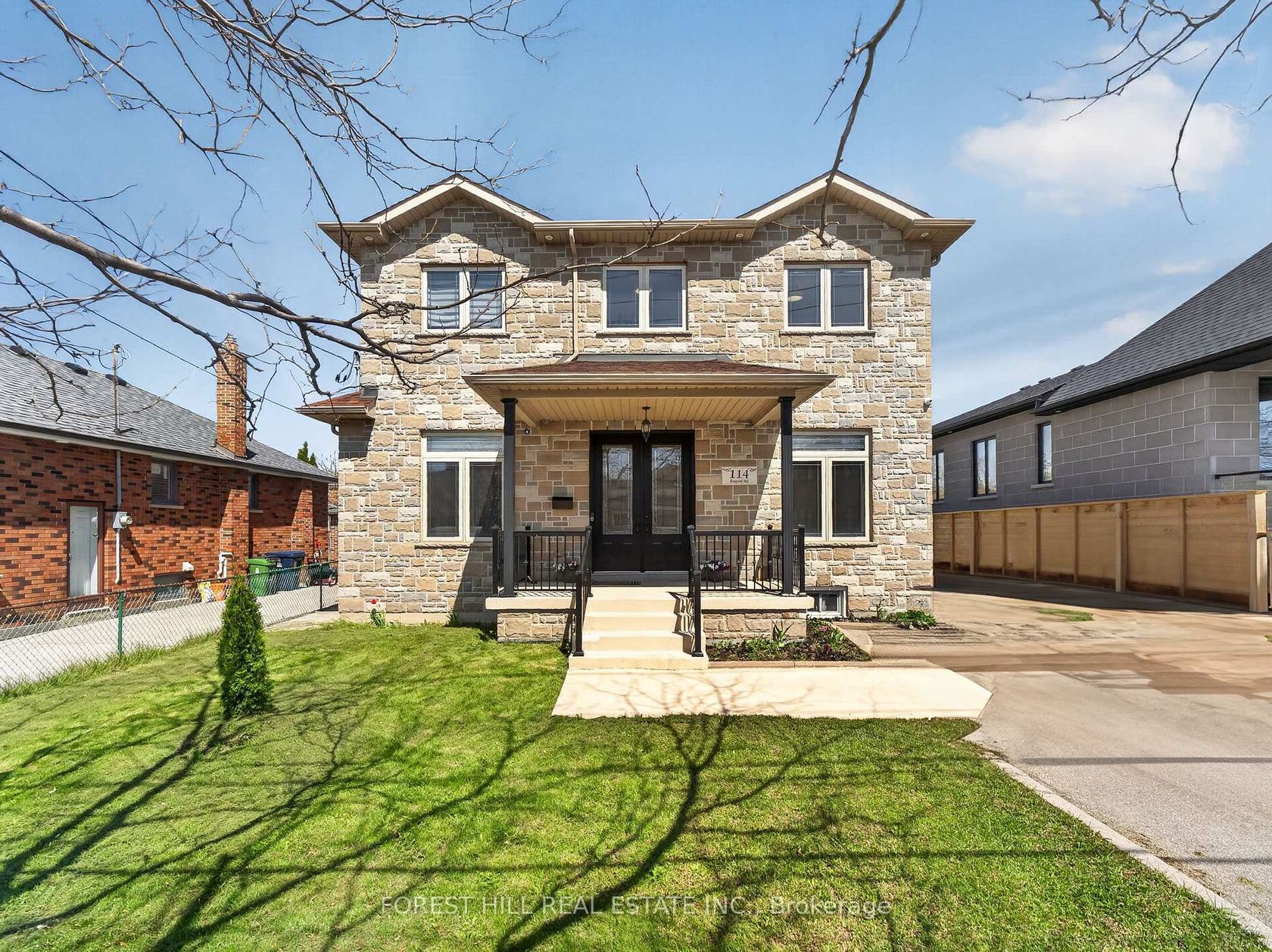 114 Regent Road, CFB, Toronto 