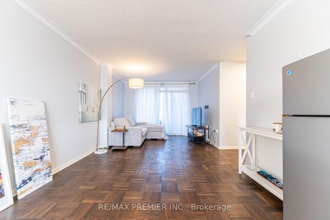 Photo 1 at 612 - 660 Eglinton Avenue W, Forest Hill North, Toronto