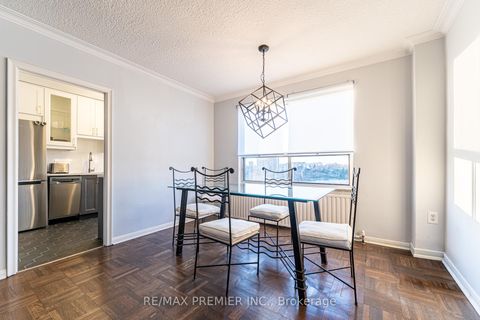 Photo 5 at 612 - 660 Eglinton Avenue W, Forest Hill North, Toronto
