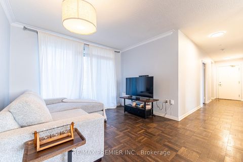 Photo 6 at 612 - 660 Eglinton Avenue W, Forest Hill North, Toronto