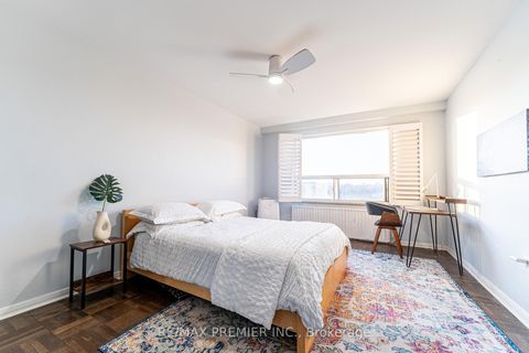 Photo 10 at 612 - 660 Eglinton Avenue W, Forest Hill North, Toronto