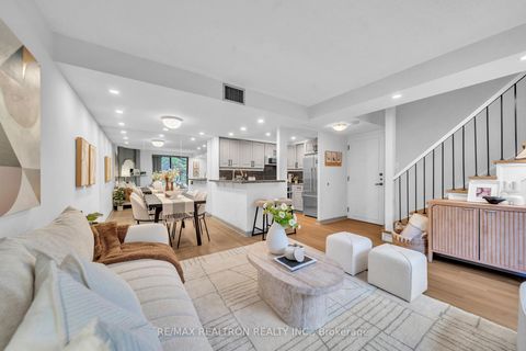 Photo 11 at 204 - 19 Dundonald Street, Yonge Corridor, Toronto