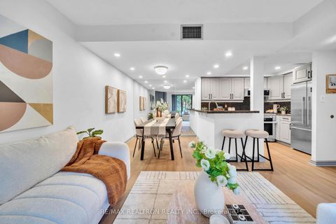 Photo 13 at 204 - 19 Dundonald Street, Yonge Corridor, Toronto