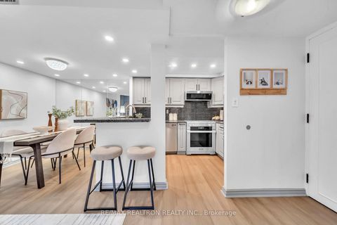 Photo 19 at 204 - 19 Dundonald Street, Yonge Corridor, Toronto