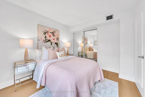 Photo 31 at 204 - 19 Dundonald Street, Yonge Corridor, Toronto