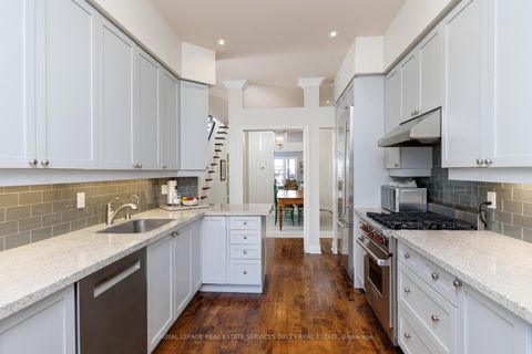 Photo 9 at 184 Bedford Road, Annex, Toronto