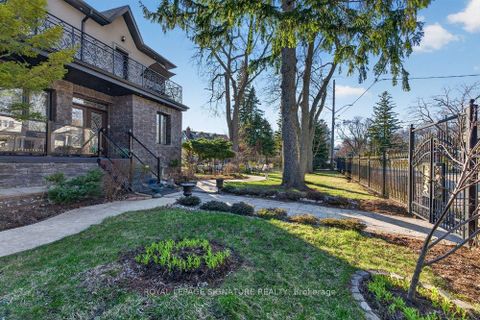 Photo 3 at 32 Cliffcrest Drive, Cliffcrest, Toronto