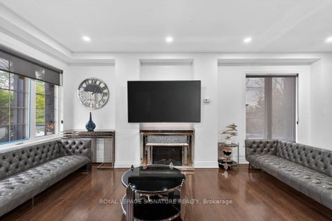 Photo 7 at 32 Cliffcrest Drive, Cliffcrest, Toronto