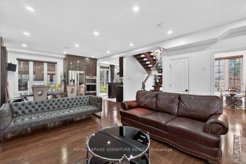 Photo 9 at 32 Cliffcrest Drive, Cliffcrest, Toronto